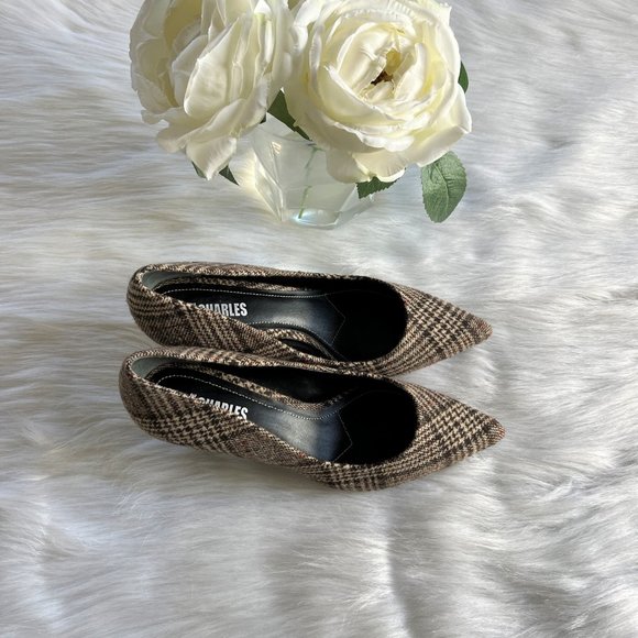 Style by Charles David. New with box - Picture 7 of 8